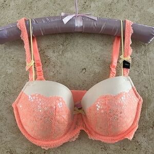 Victoria’s Secret Dream Angels Lace Sequin Bra 34DD NWT